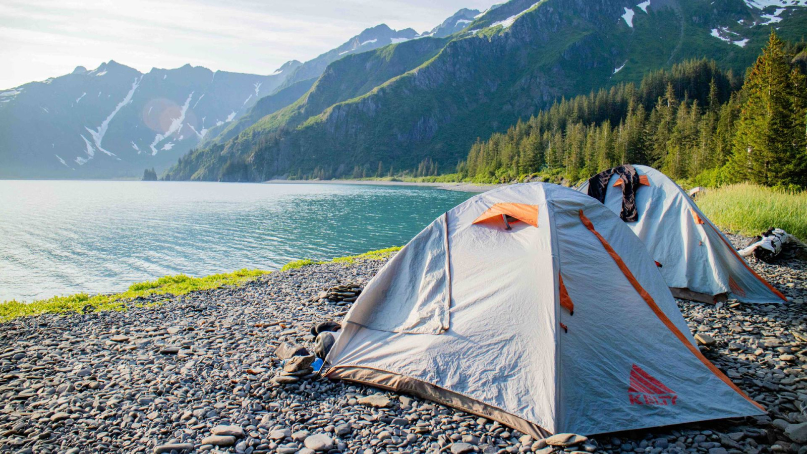 lakeside wild camping 